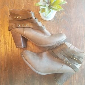 Taupe Strappy Ankle Booties size 9
